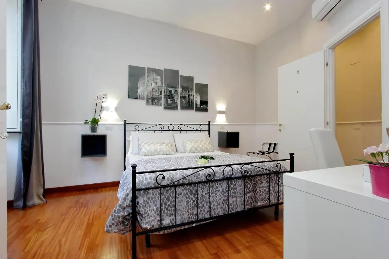 4BNB - Otranto Vatican Apartment Roma Italia